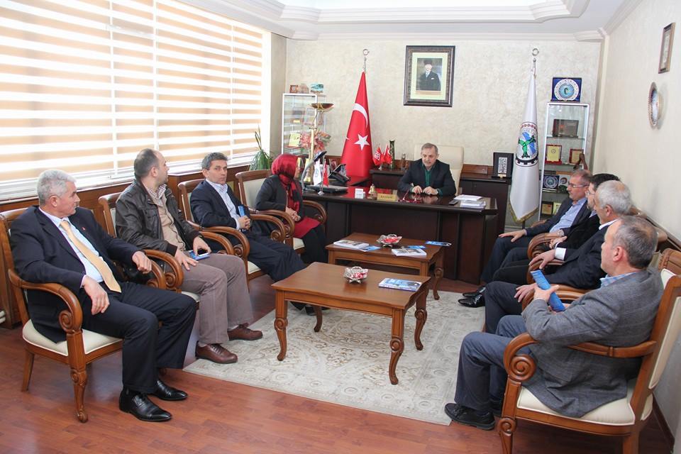 Bayan Tomakin’den OTSO Başkanına ziyaret