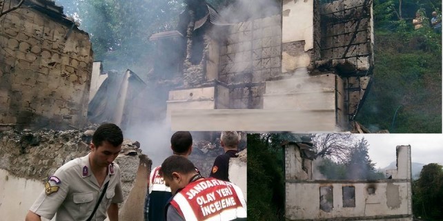 Ordu’da yangın 2 ev tamamen yandı
